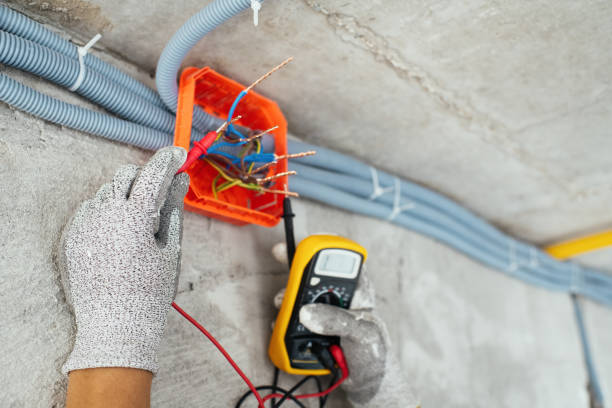 Best Circuit Breaker Repair  in Pinewood, FL